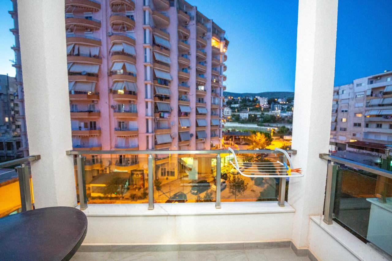 Mamma'S Apartments Sarandë Buitenkant foto